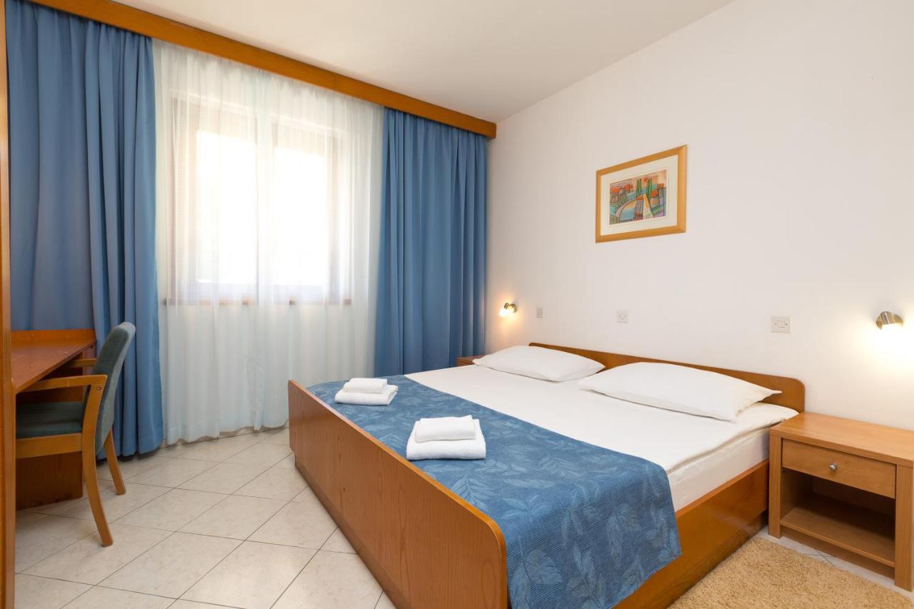 Maistra Select Riva Apartments Vrsar Δωμάτιο φωτογραφία