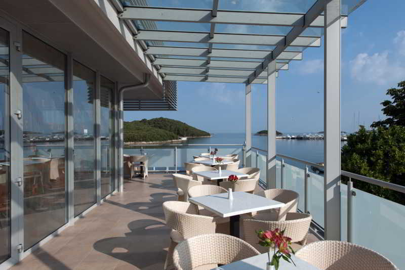 Maistra Select Riva Apartments Vrsar Εξωτερικό φωτογραφία