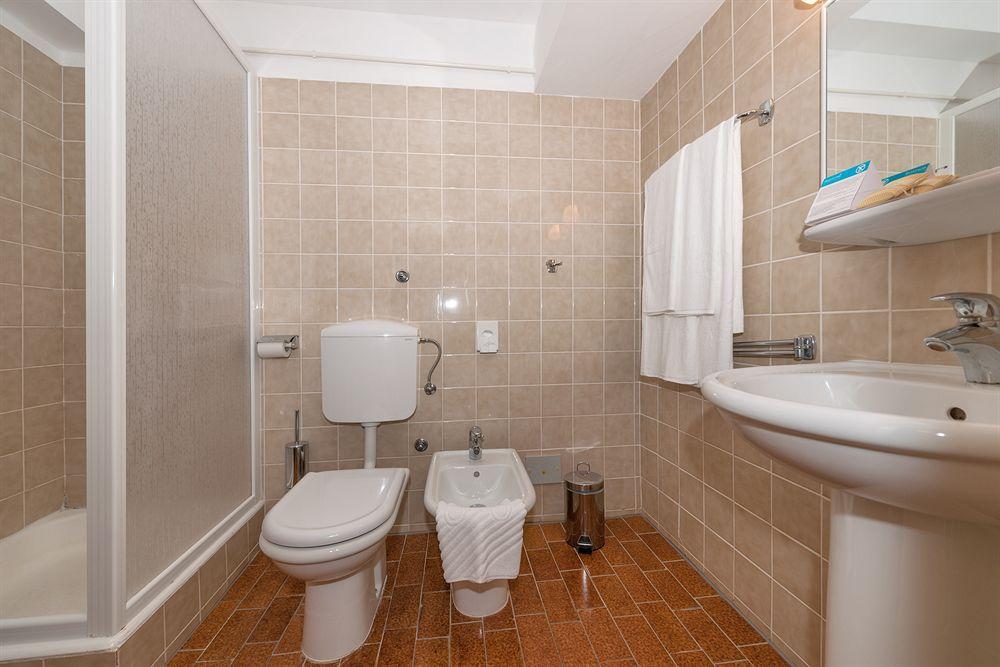 Maistra Select Riva Apartments Vrsar Εξωτερικό φωτογραφία