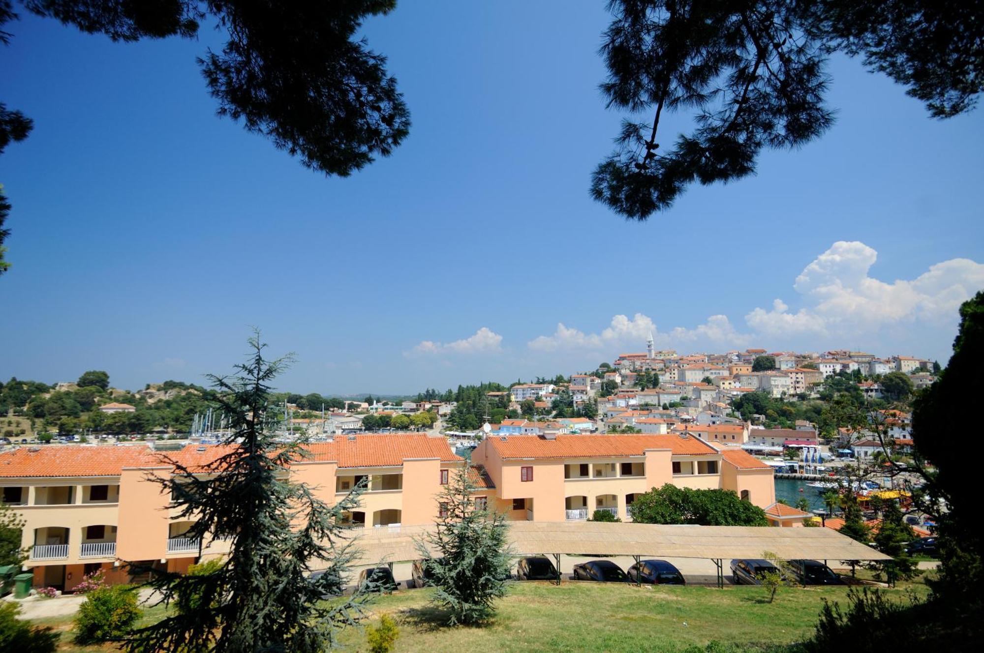 Maistra Select Riva Apartments Vrsar Εξωτερικό φωτογραφία