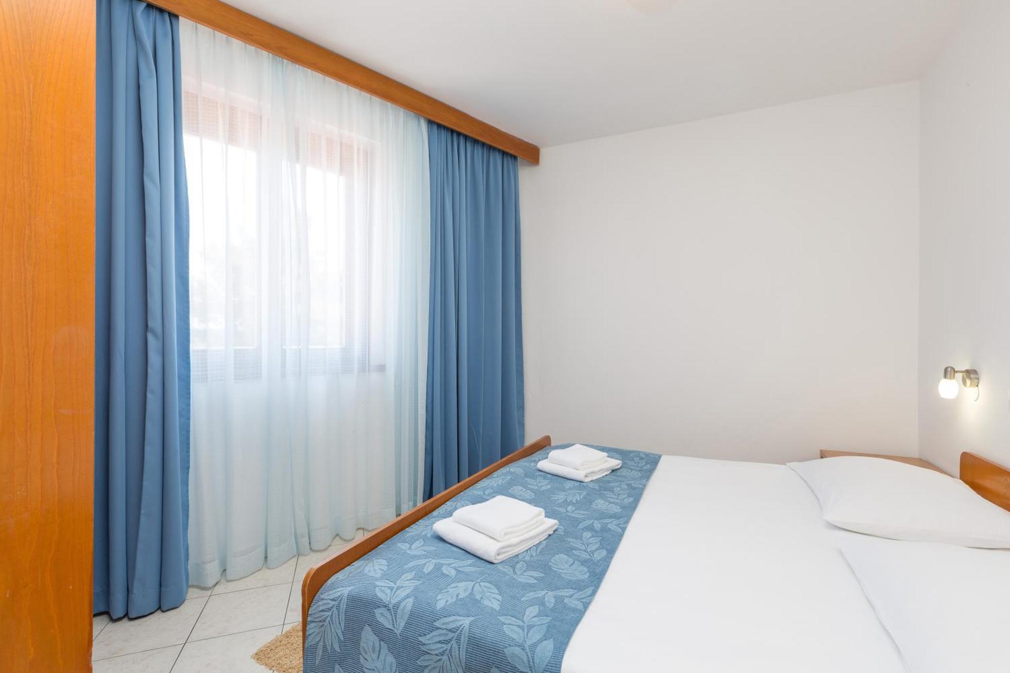 Maistra Select Riva Apartments Vrsar Εξωτερικό φωτογραφία